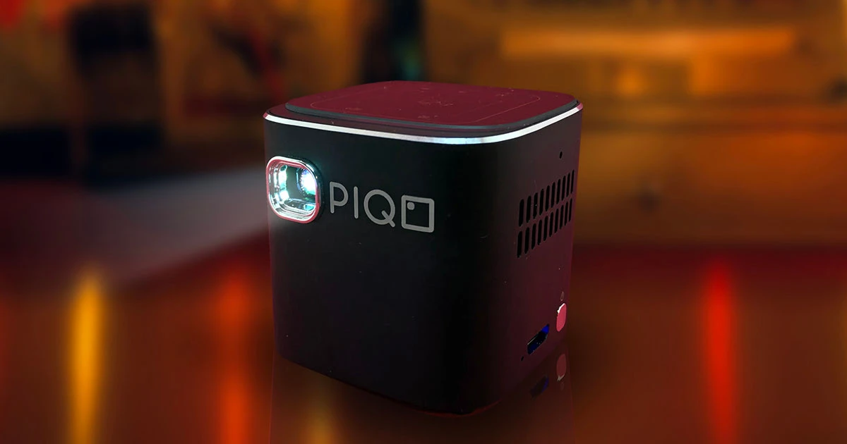 スマートミニプロジェクター PIQO 美品 Buy The PIQO Mini Projector For Movies | PIQO Projector